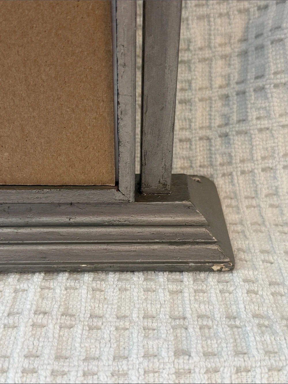Vintage wood swivel Gray picture Frame with Winter Cat Artwork, change photo